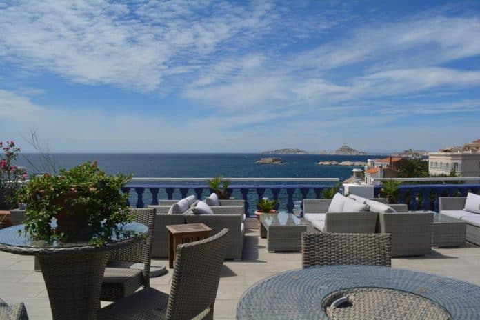 restaurant-rhul-bouillabaisse-corniche