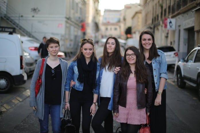 association-cendrier-jetable-plage