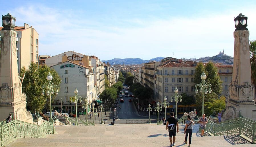 , Grimpez l’Escalier Monumental de la gare Saint-Charles à la découverte de son histoire, Made in Marseille