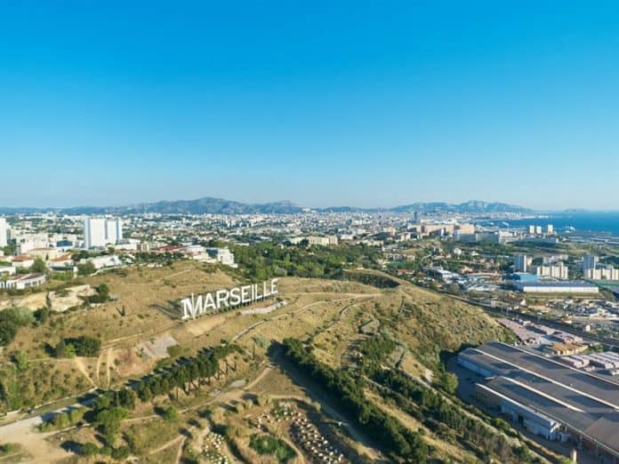 marseille-lettre-hollywood-netflix