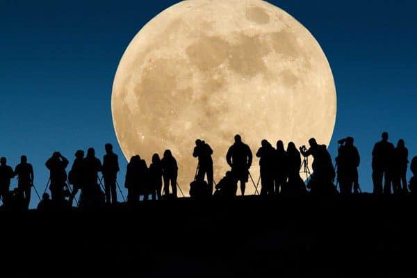 La plus grosse super Lune vue
depuis 1948, c'est bientt !