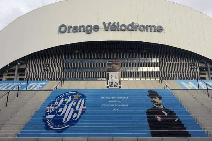 parvis-rene-dufaure-montmirail-velodrome