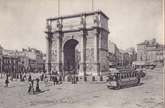 arc-triomphe-porte-aix-archive