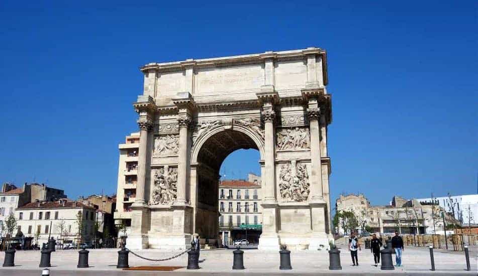 , En photos, la place Jules Guesde &#8211; Porte d&#8217;Aix est enfin terminée, Made in Marseille