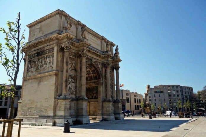 place-porte-aix