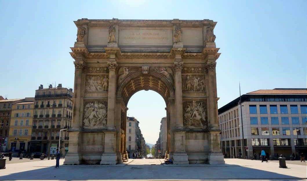 , En photos, la place Jules Guesde – Porte d&rsquo;Aix est enfin terminée, Made in Marseille