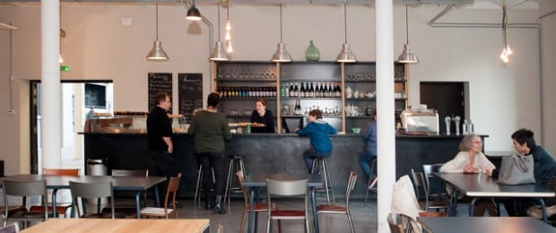 Friche, [Ça bouge!] La Friche de la Belle de Mai ouvre un espace café &#8211; librairie, Made in Marseille