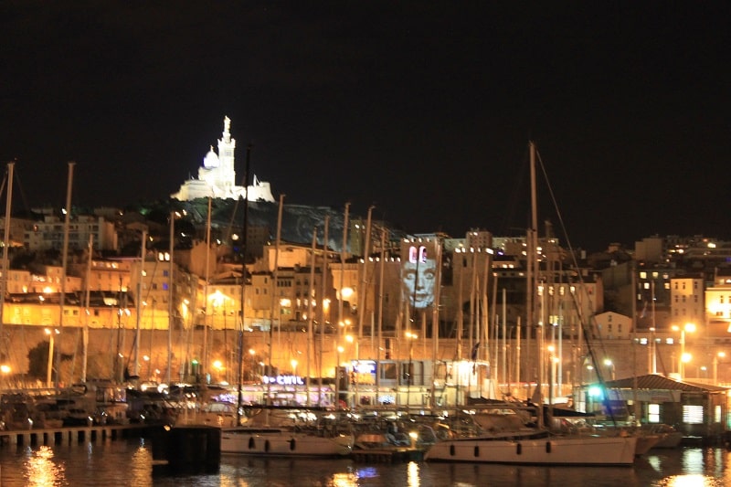 Vieux-Port, Des visages de champions flottent tout autour du Vieux-Port, Made in Marseille