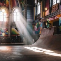 skatepark, [Inspiration] Une église désaffectée transformée en skatepark, Made in Marseille