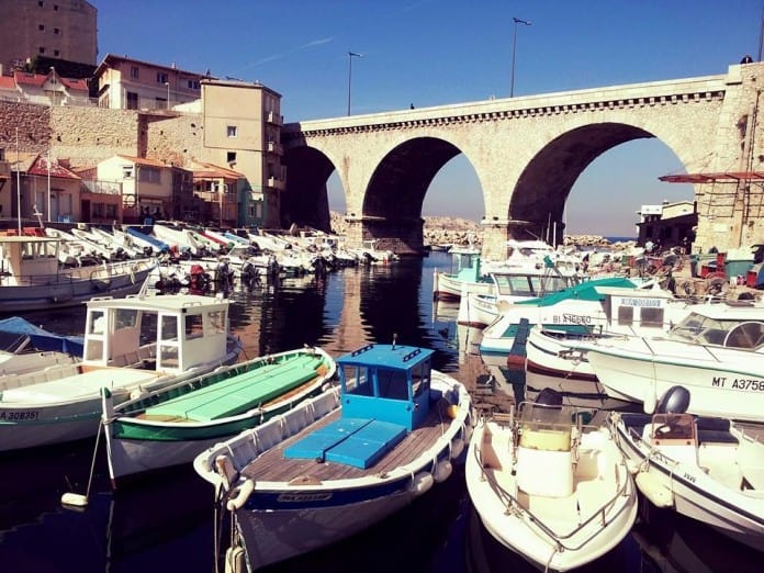 , En balade au Vallon des Auffes, le petit port traditionnel de Marseille, Made in Marseille