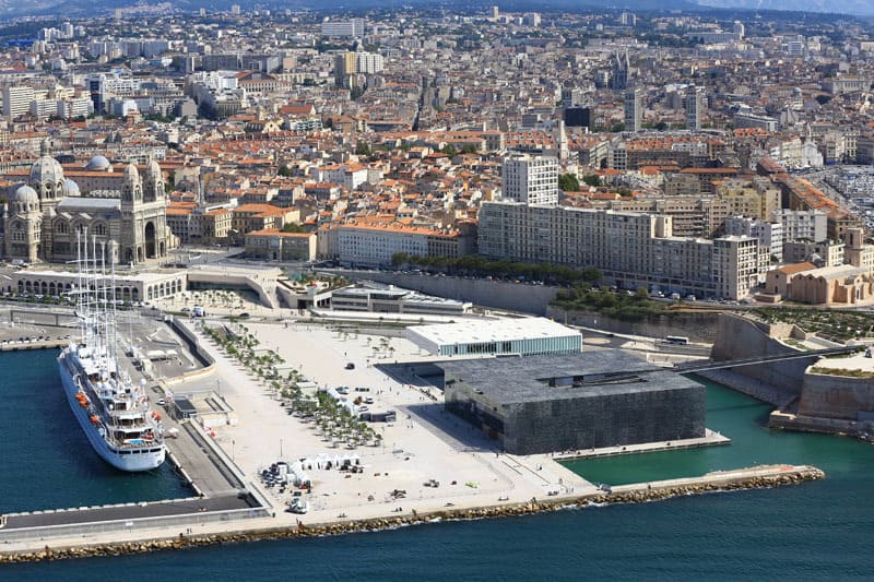 , Une expo photo de 438 mètres de long en plein air sur le J4, Made in Marseille