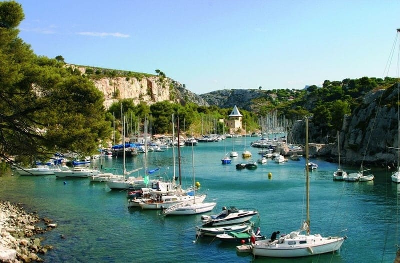 , Calanques : le mouillage des bateaux fortement réglementé sur le littoral, Made in Marseille