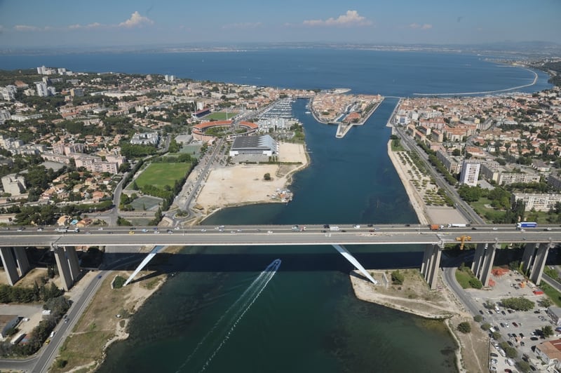 pipelines, Etang de Berre, un projet de pipeline pétrolier divise les habitants, Made in Marseille
