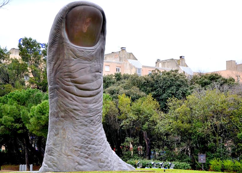 , Découvrez l&#8217;histoire du Pouce en bronze de César à Bonneveine, Made in Marseille