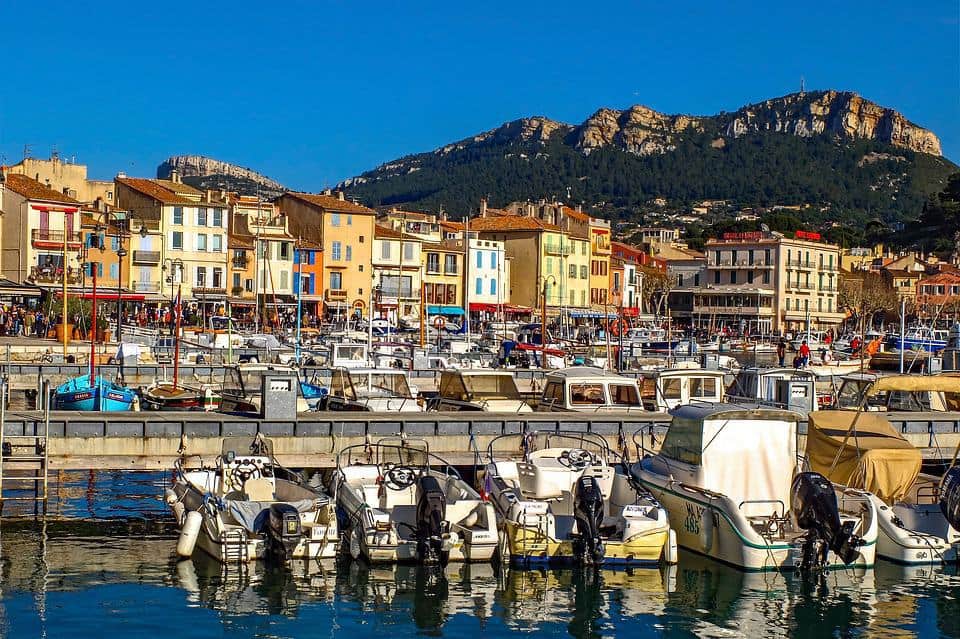 , Cassis se prépare à accueillir les touristes pour entamer sa saison estivale, Made in Marseille