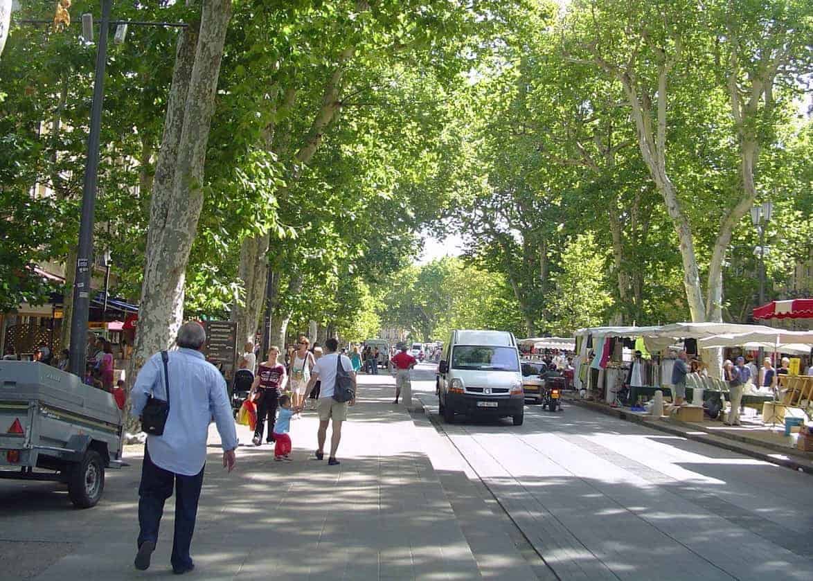 , Contre les attentats, Aix en Provence protège son Cours Mirabeau, Made in Marseille