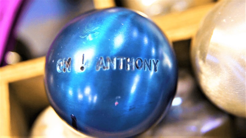 , Boule bleue &#8211; Découvrez la plus vieille fabrique de boules de pétanque au monde, Made in Marseille