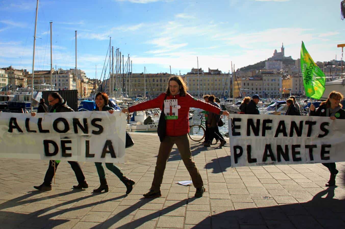 chaîne humaine, Une immense chaîne humaine et solidaire sur la Corniche le 24 novembre, Made in Marseille