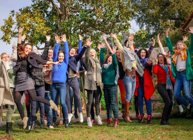 , Earthship Sisters : 14 femmes, 9 mois, 14 projets pour changer la planète, Made in Marseille