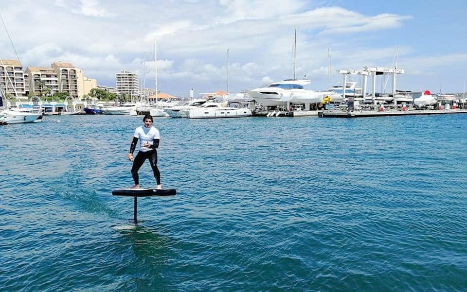 , Des Provençaux inventent Whimsifoil, le surf électrique qui vole sur l&rsquo;eau, Made in Marseille