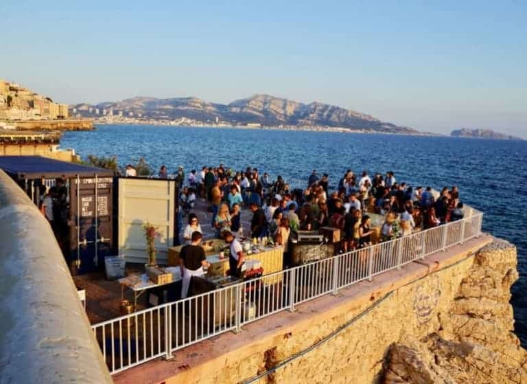 Les bars insolites et secrets pour aller boire un verre à Marseille