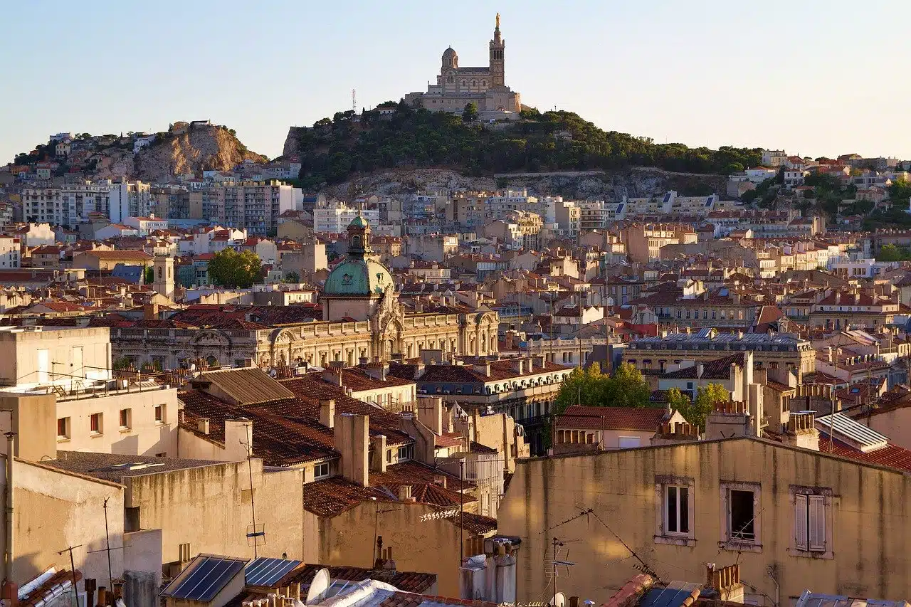 airbnb, Nouveau coup de frein pour Airbnb à Marseille, limité à 90 jours par an, Made in Marseille