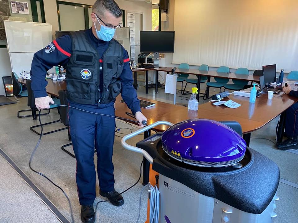 , Un robot pour décontaminer les Ehpad testé par les pompiers, Made in Marseille