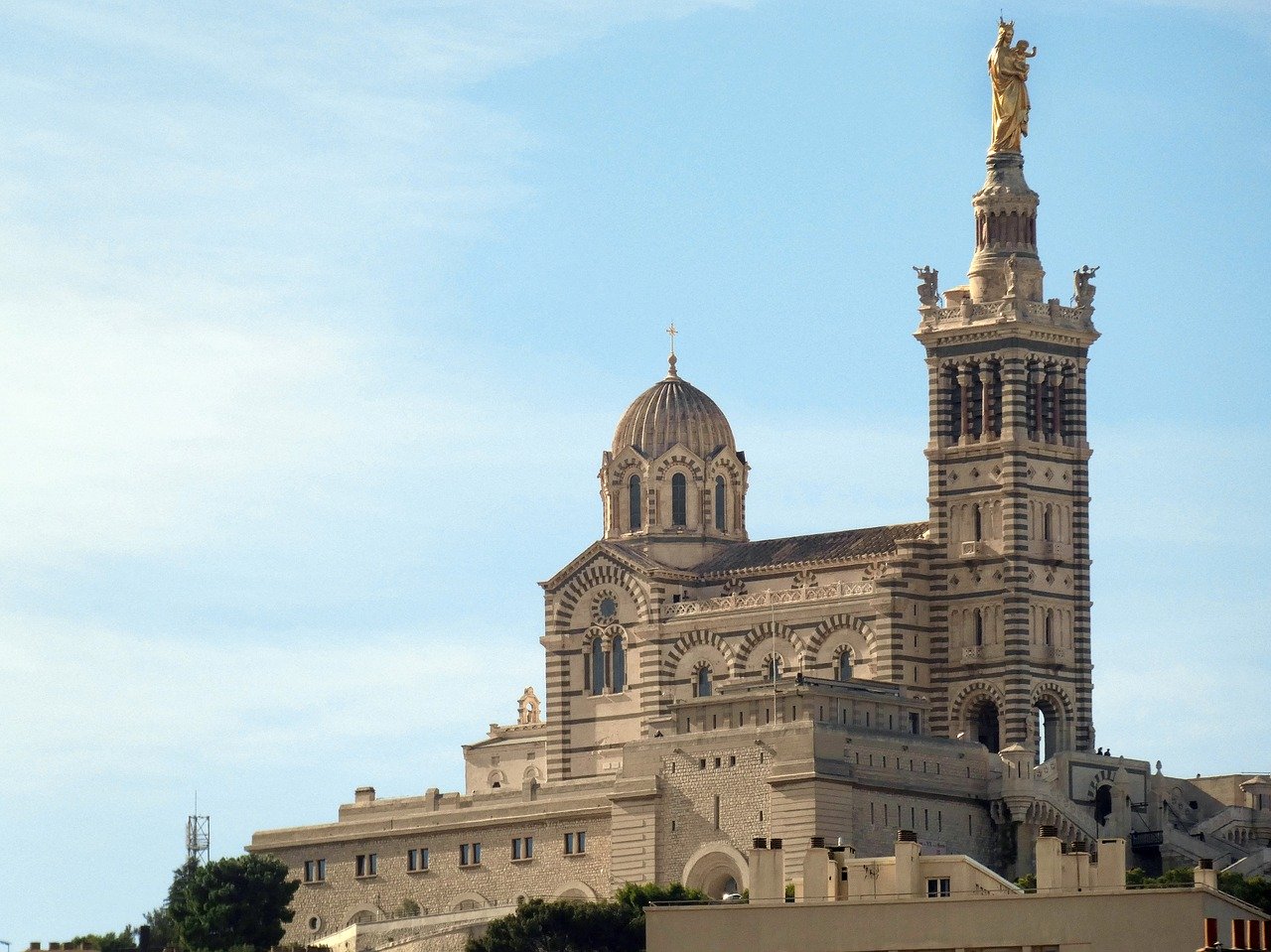 , A Marseille, Notre-Dame de la Garde ouvre progressivement au public, Made in Marseille