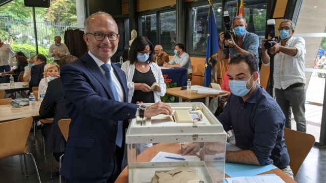 , Lionel Royer-Perreaut réélu maire du 5e secteur dans les 9e et 10e arrondissements, Made in Marseille