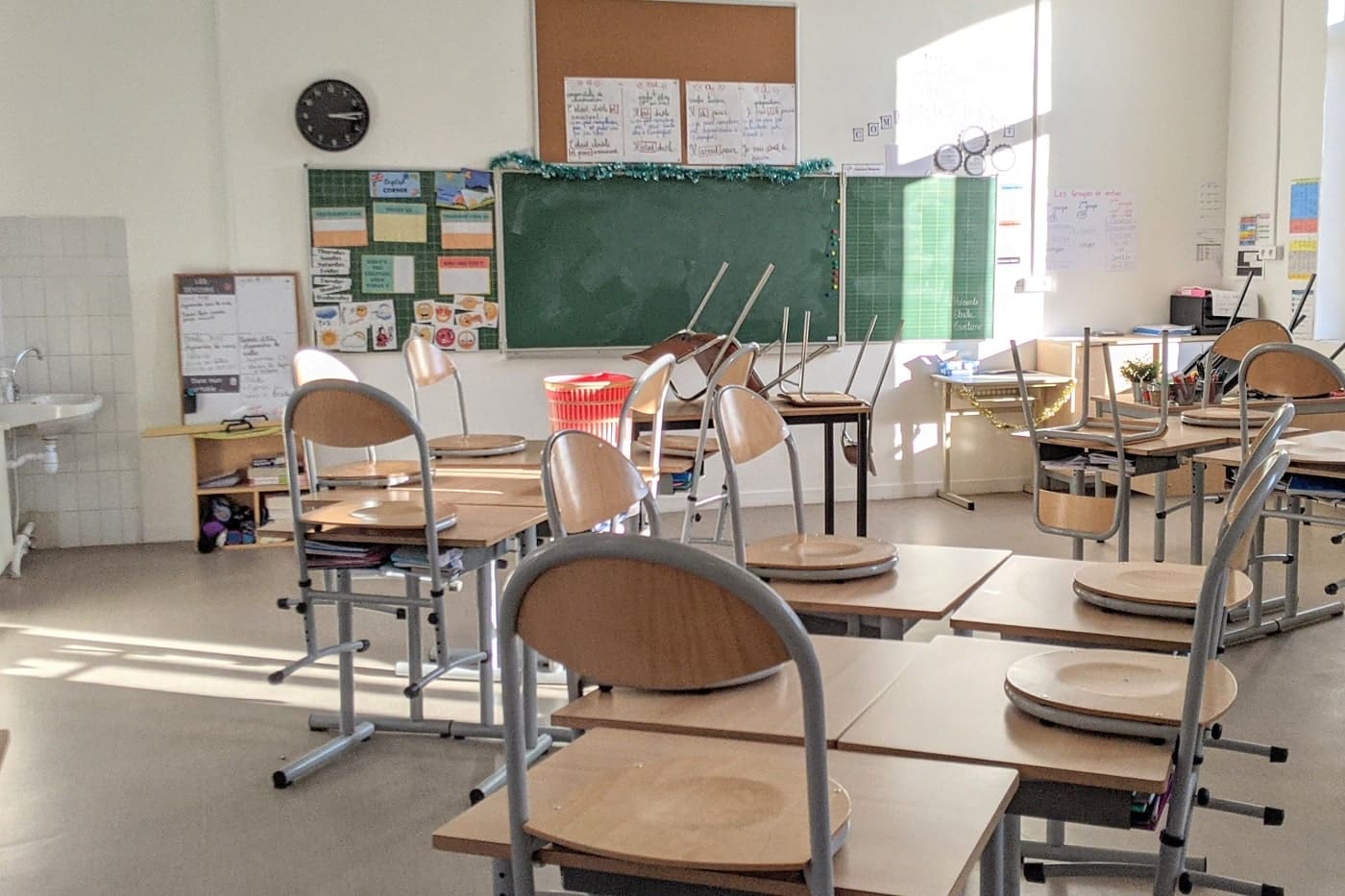 , Reconfinement : Emmanuel Macron annonce la fermeture des écoles pour 3 semaines, Made in Marseille