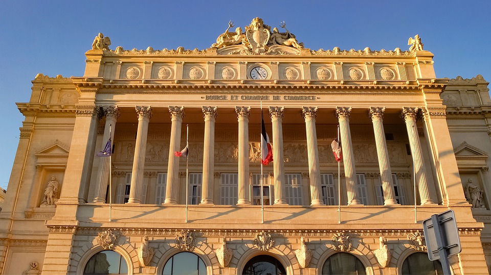 , Sur la Canebière, le Palais de la Bourse mis à disposition pour accélérer la vaccination, Made in Marseille
