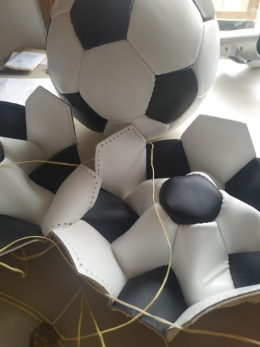 , Une start-up marseillaise se lance dans la production de ballons de foot éco-responsables, Made in Marseille
