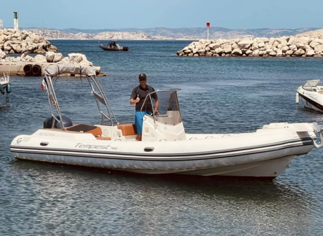 , Initiative : des balades en bateau pour se rendre dans un restaurant des Goudes, Made in Marseille