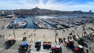 Agriculteurs en colère sur le Vieux-Port de Marseille