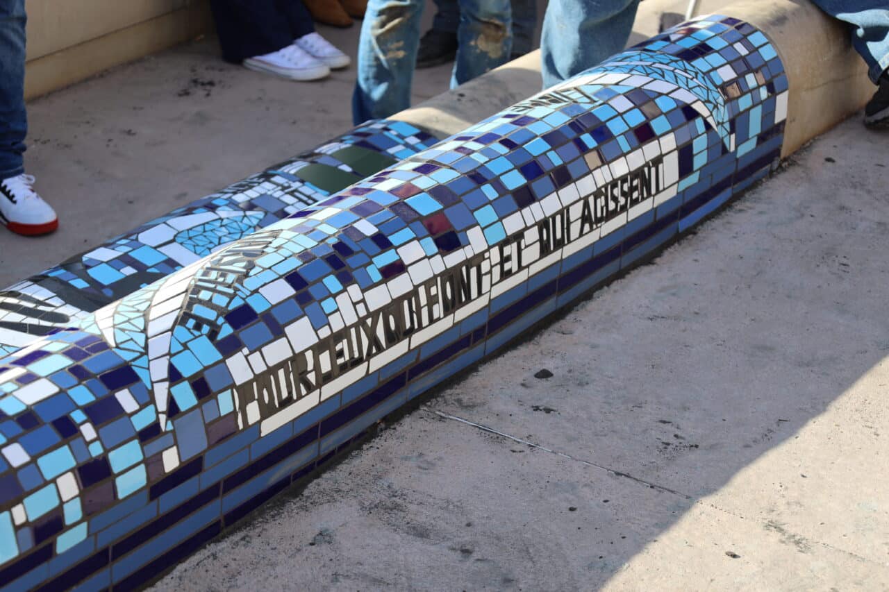 mosaïques, Une nouvelle fresque de mosaïques vient recouvrir le banc de la Corniche, Made in Marseille