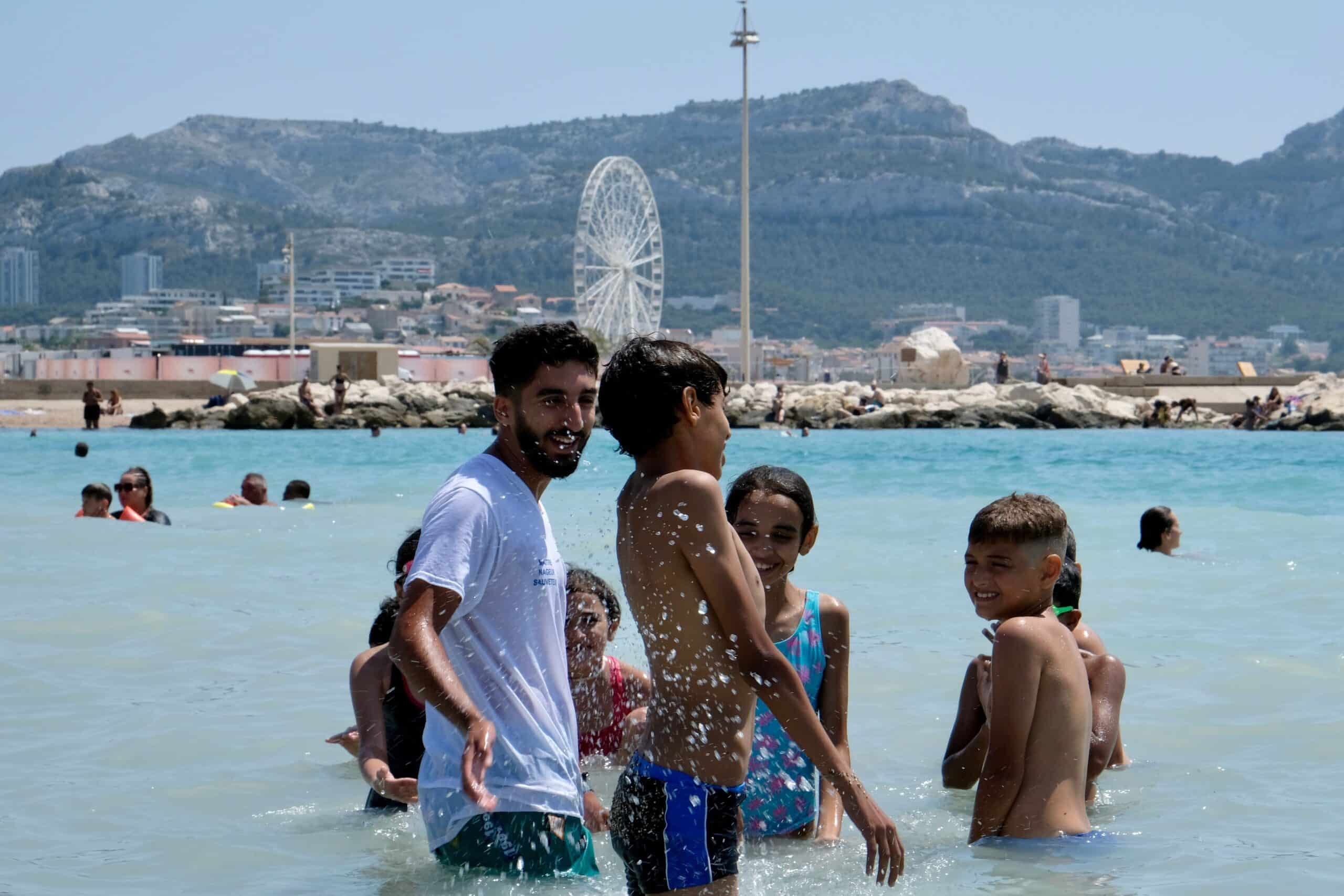 bassins apprentissage marseille, Vidéo | Marseille déploie cet été des bassins pour apprendre gratuitement à nager, Made in Marseille