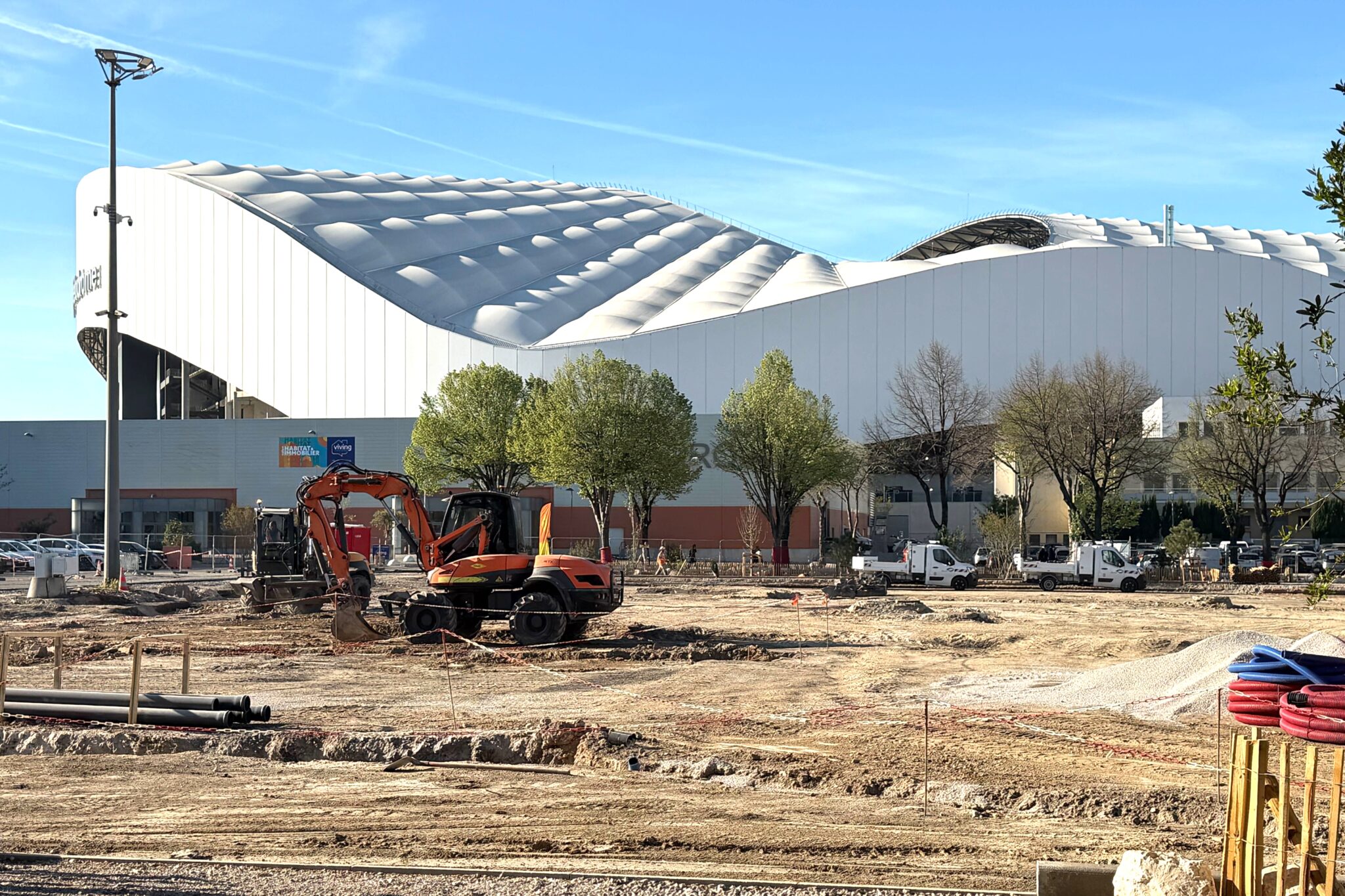 Chanot, En images | Arbres, basket, parcours v&eacute;lo… le parc Chanot se transforme, Made in Marseille