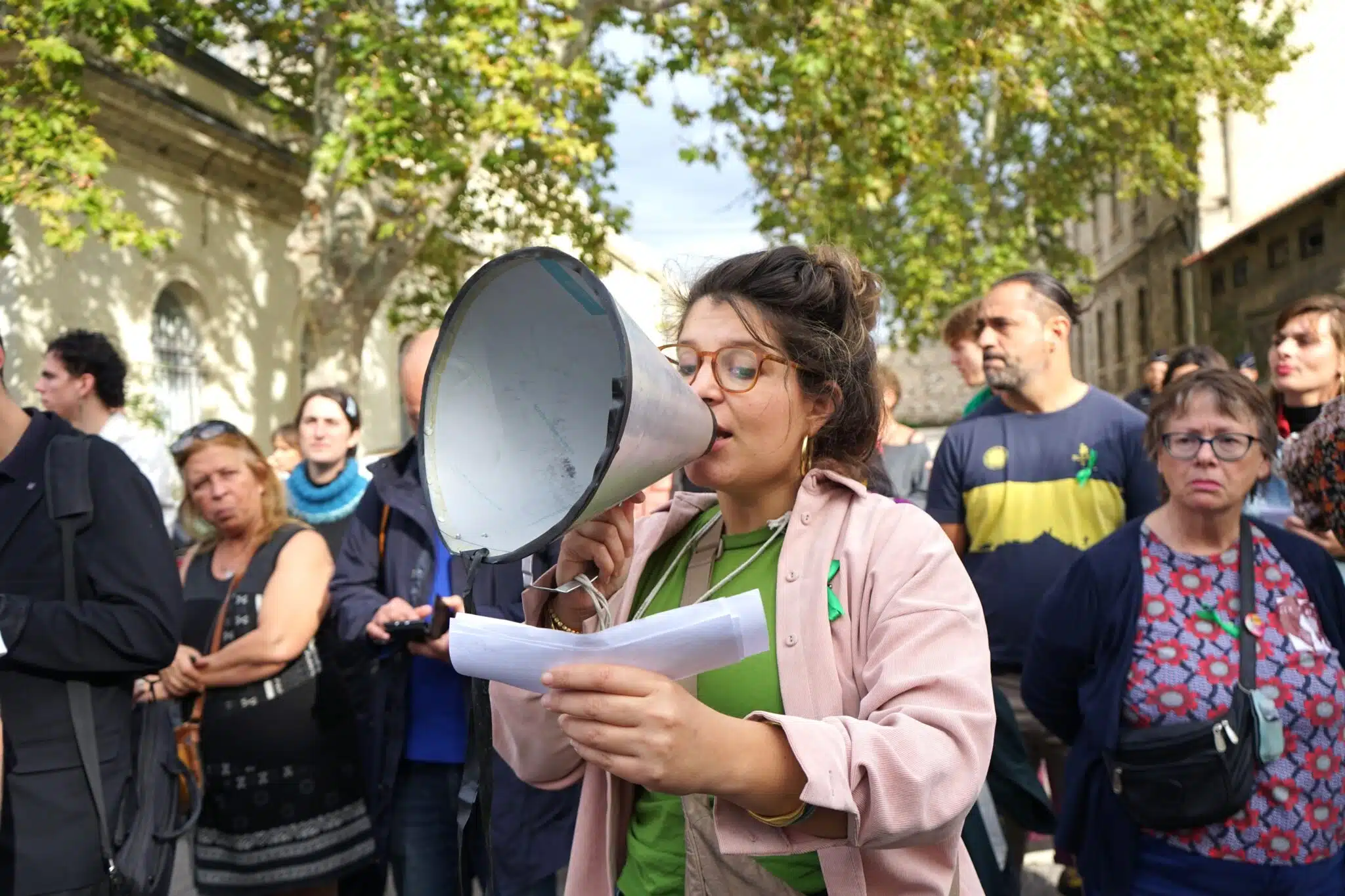 crieurs, Vidéo | Les Crieurs publics de Noailles, une voix pour le procès de la rue d’Aubagne, Made in Marseille