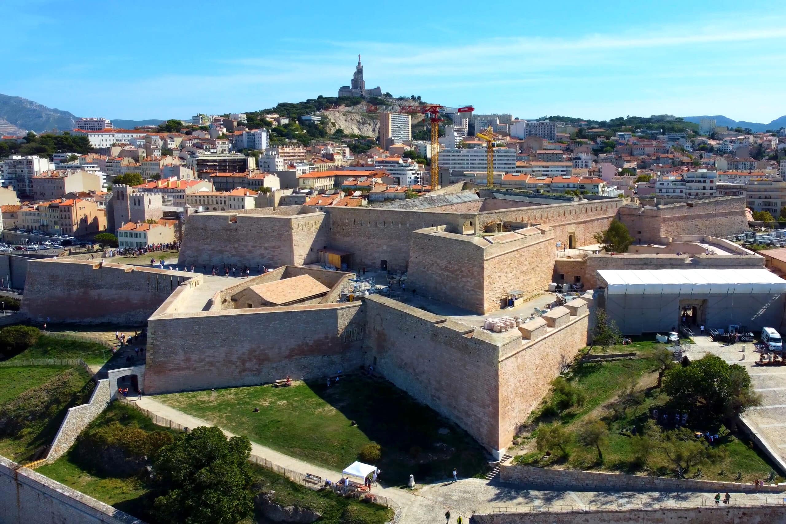 visites guidées, Vidéo | Le fort d&rsquo;Entrecasteaux ouvre ses portes au public pour des visites guidées, Made in Marseille