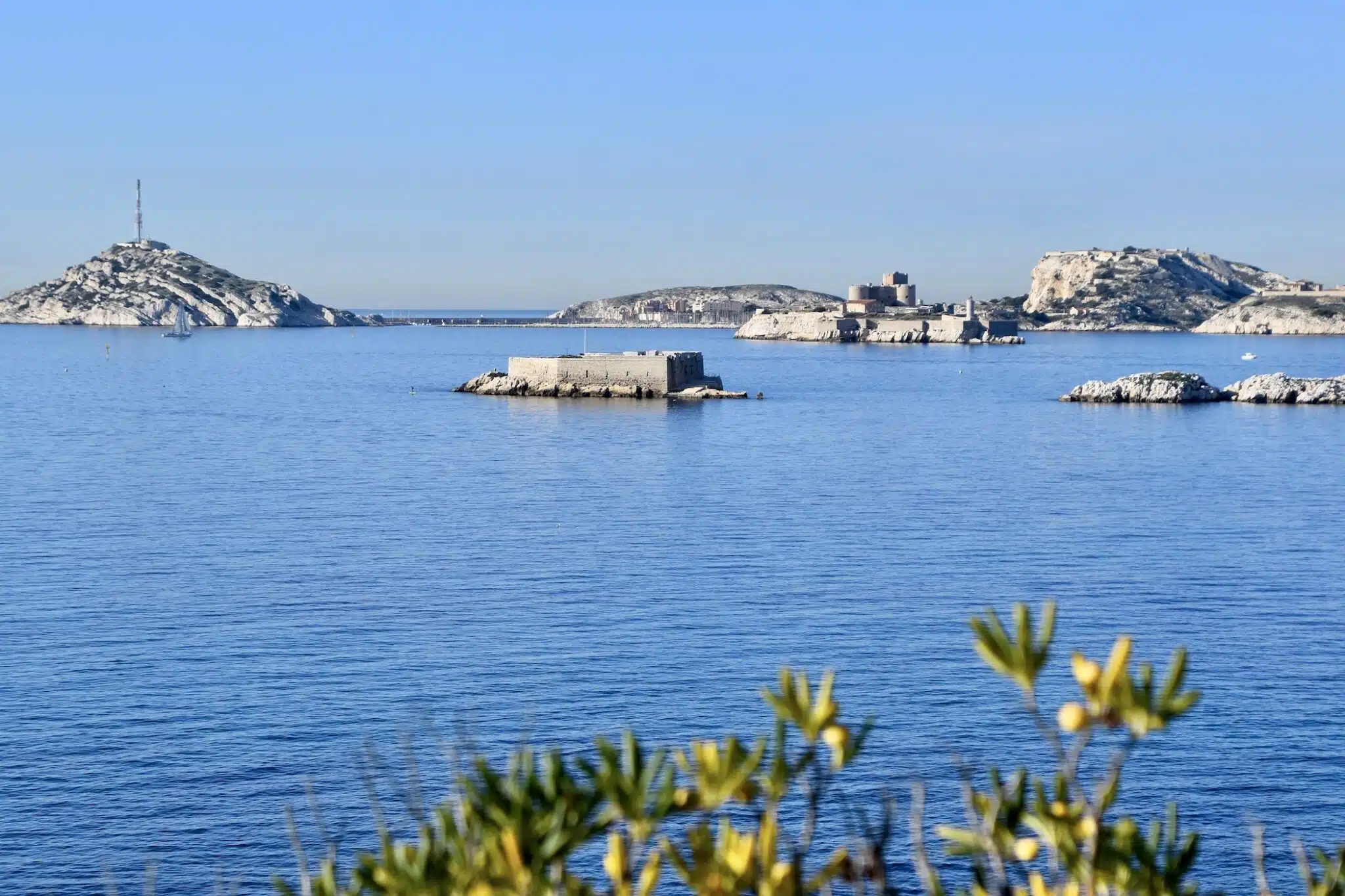 maison des îles et du littoral, Au Frioul, la création de la « Maison des îles et du littoral » débute en octobre, Made in Marseille
