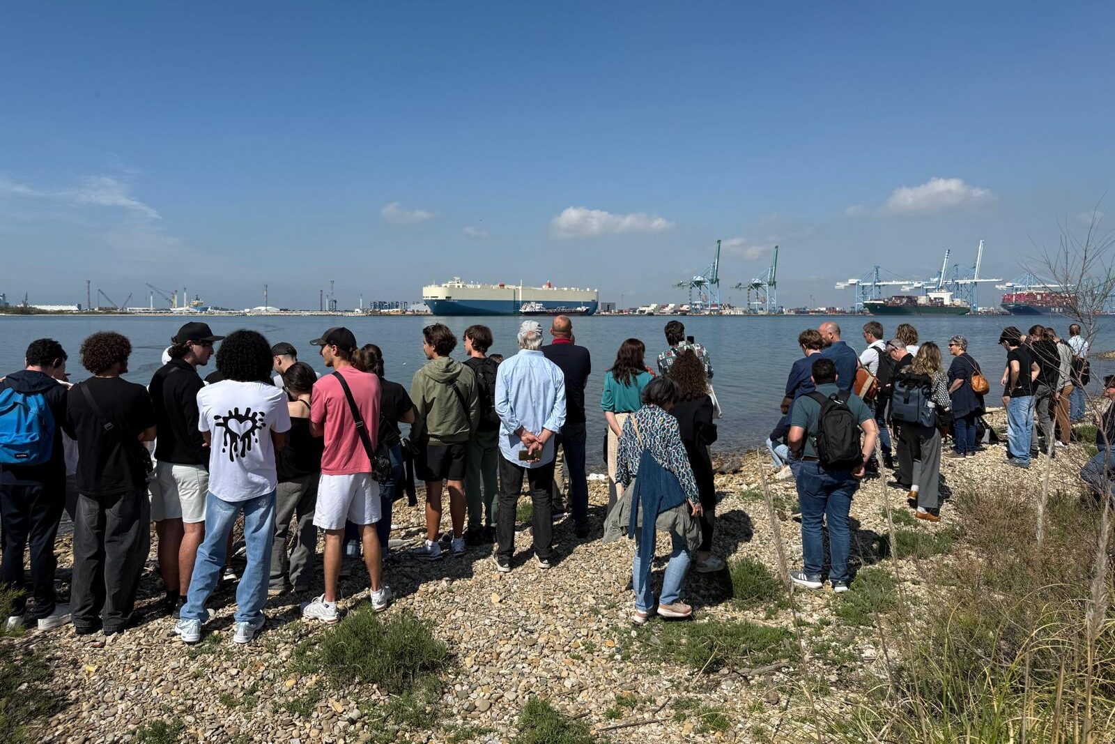 débat, Le grand débat de la zone industrielle Fos-Berre finit sur beaucoup d&rsquo;interrogations, Made in Marseille