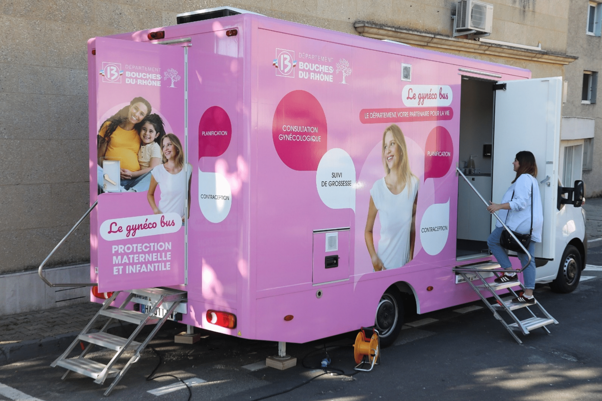 cancer du sein, Mammobile, Gyn&eacute;co bus : des d&eacute;pistages de cancer du sein pr&egrave;s de chez vous, Made in Marseille
