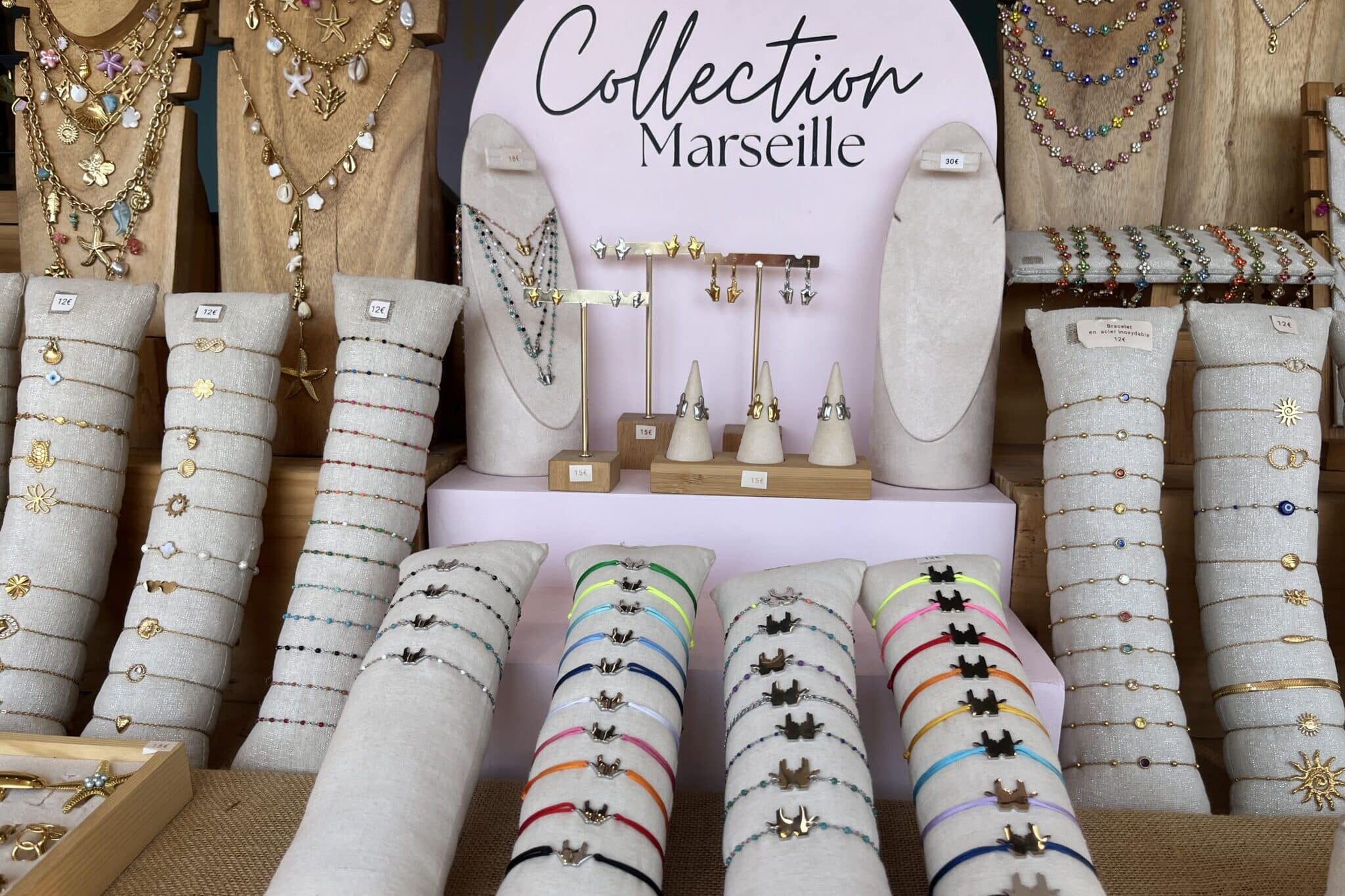 bijoux jul, Vidéo | Des bijoux JUL font un carton sur le marché estival du Vieux-Port, Made in Marseille