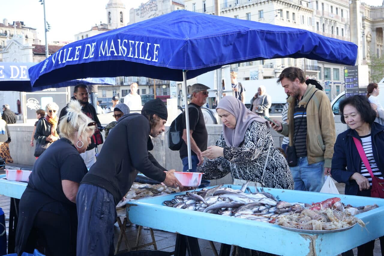 pêcheurs, D’hier à aujourd’hui, les pêcheurs marseillais ballottés entre contraintes et passion du métier, Made in Marseille