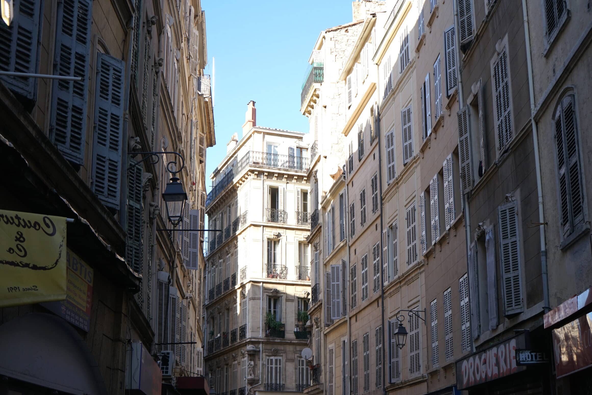 logement, Habitat indigne : À Marseille, les citoyens militent pour un projet de loi plus ambitieux, Made in Marseille
