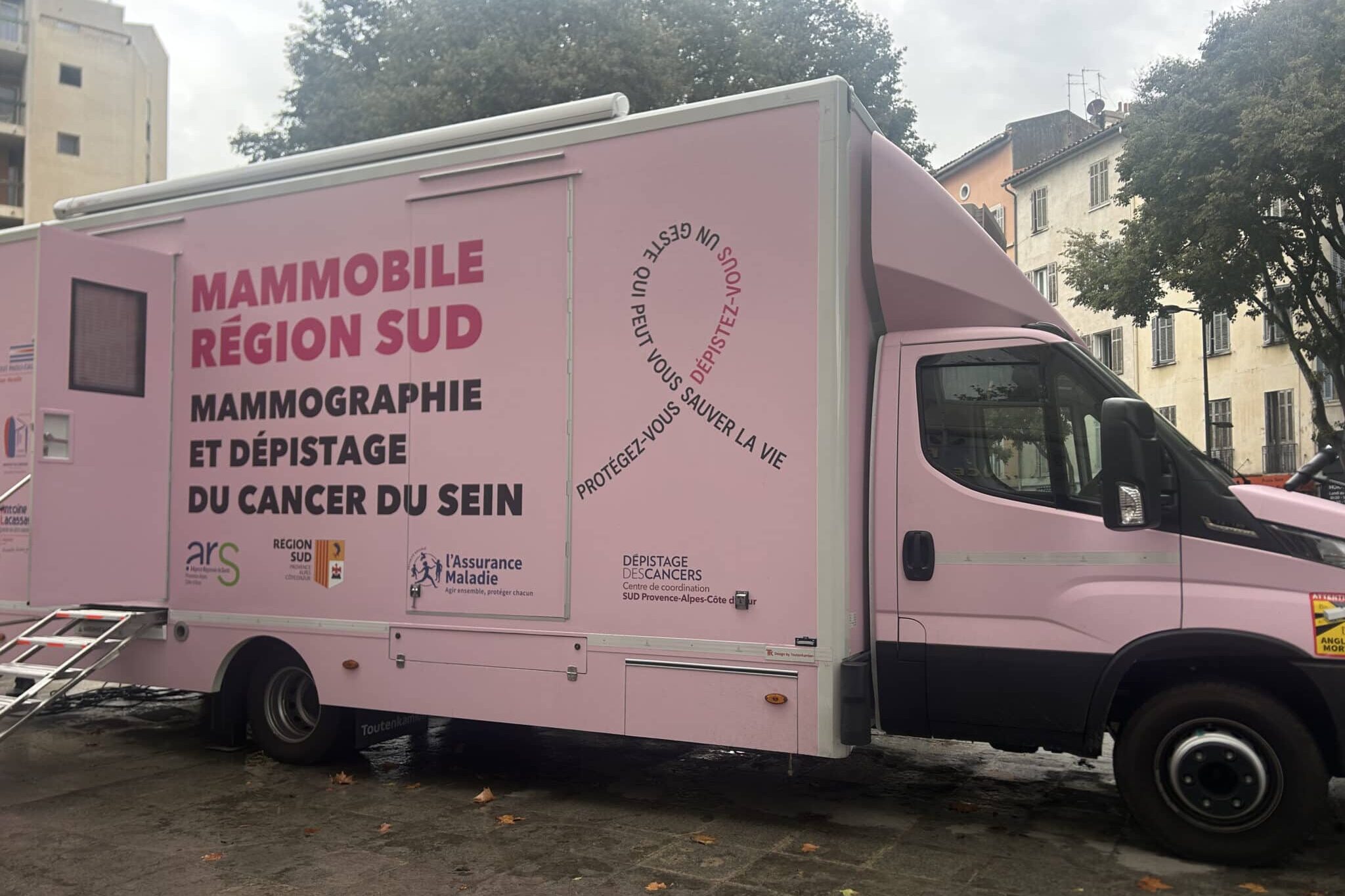 cancer du sein, Mammobile, Gynéco bus : des dépistages de cancer du sein près de chez vous, Made in Marseille
