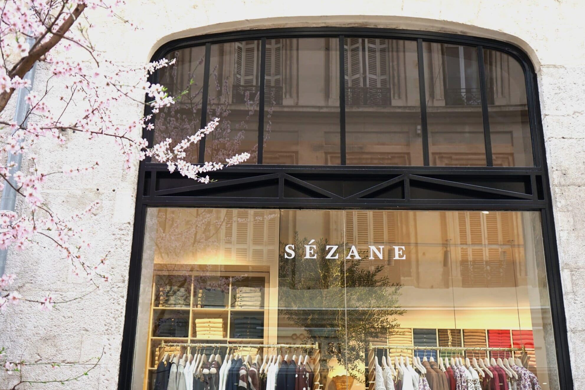 Sézane, La célèbre marque de prêt-à-porter Sézane ouvre dans le centre de Marseille, Made in Marseille