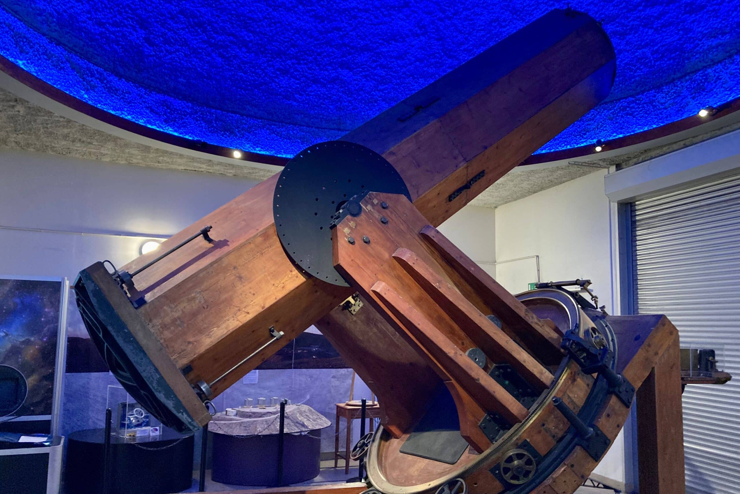 observatoire marseille, Vidéo | À la découverte d&rsquo;un télescope vieux de 160 ans au planétarium de Marseille, Made in Marseille
