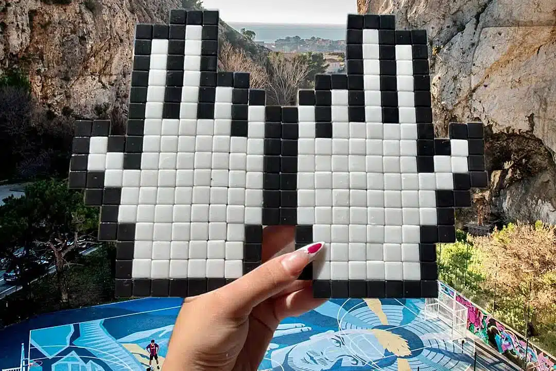OM, Ce créateur marseillais décline les symboles de l’OM en mosaïques pour décorer vos intérieurs, Made in Marseille