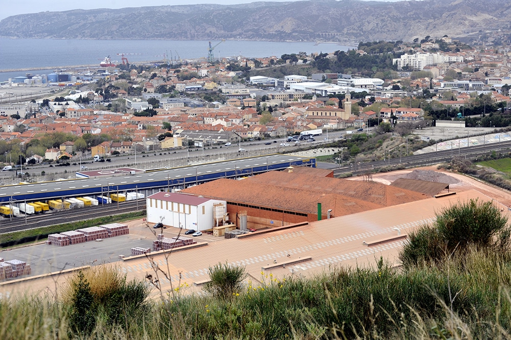 tuileries, La derni&egrave;re usine de tuiles de Marseille va fermer mais veut laisser un h&eacute;ritage, Made in Marseille